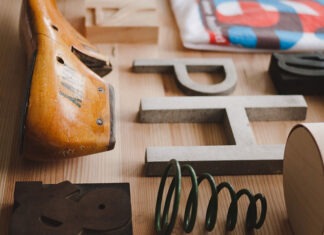 How to Get Younger Looking Eyes